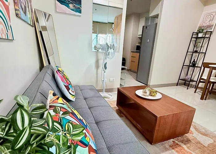 One Bedroom With Queen Bed,sofa Bed And Wifi At One Uptown Residences, Bgc, Taguig Manila